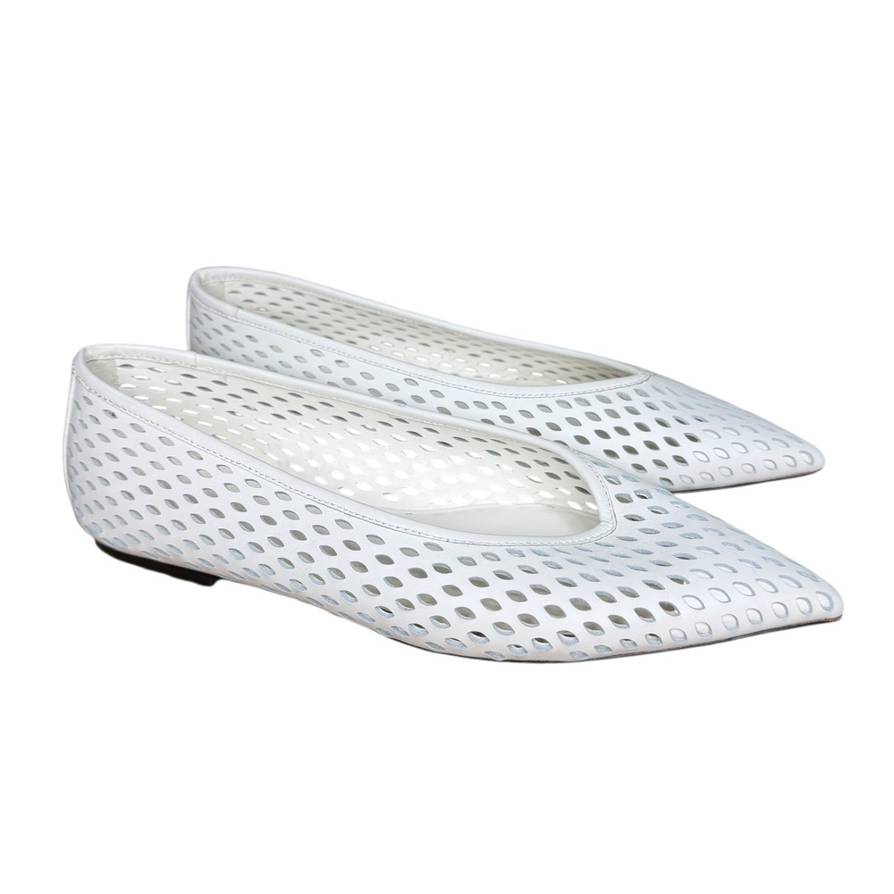 Nordstrom Preppy Old Money Scarlet Leather Point Toe Ballet Flat Shoe White